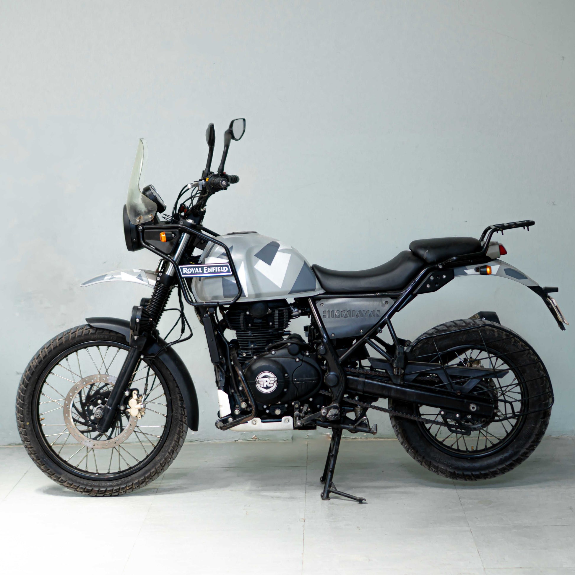 Used TVS Apache RTR black left side view in Gurgaon sports commuter bike good condition