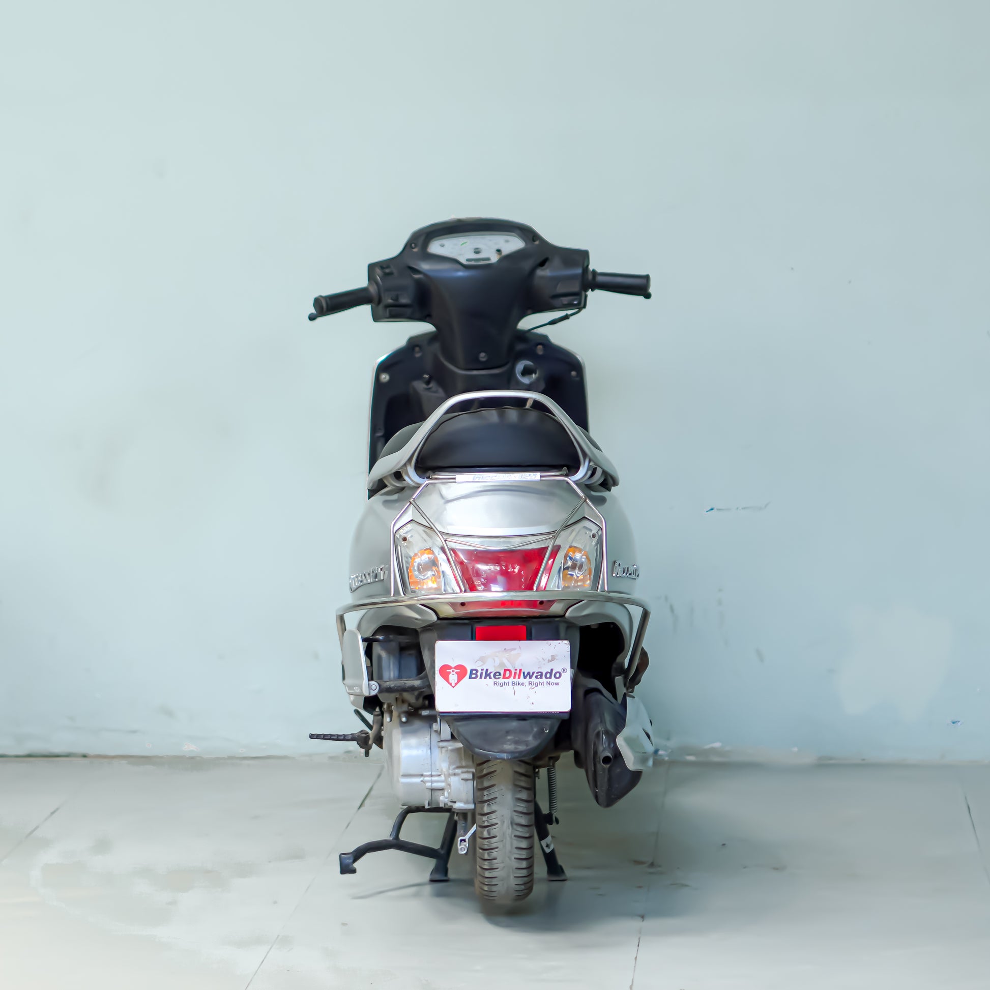Rear view Suzuki Access 125 used scooter Gurgaon tail light and rear condition