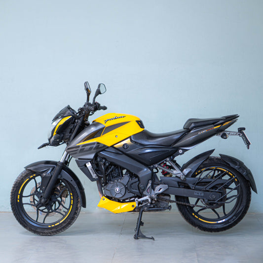 Bajaj NS 200