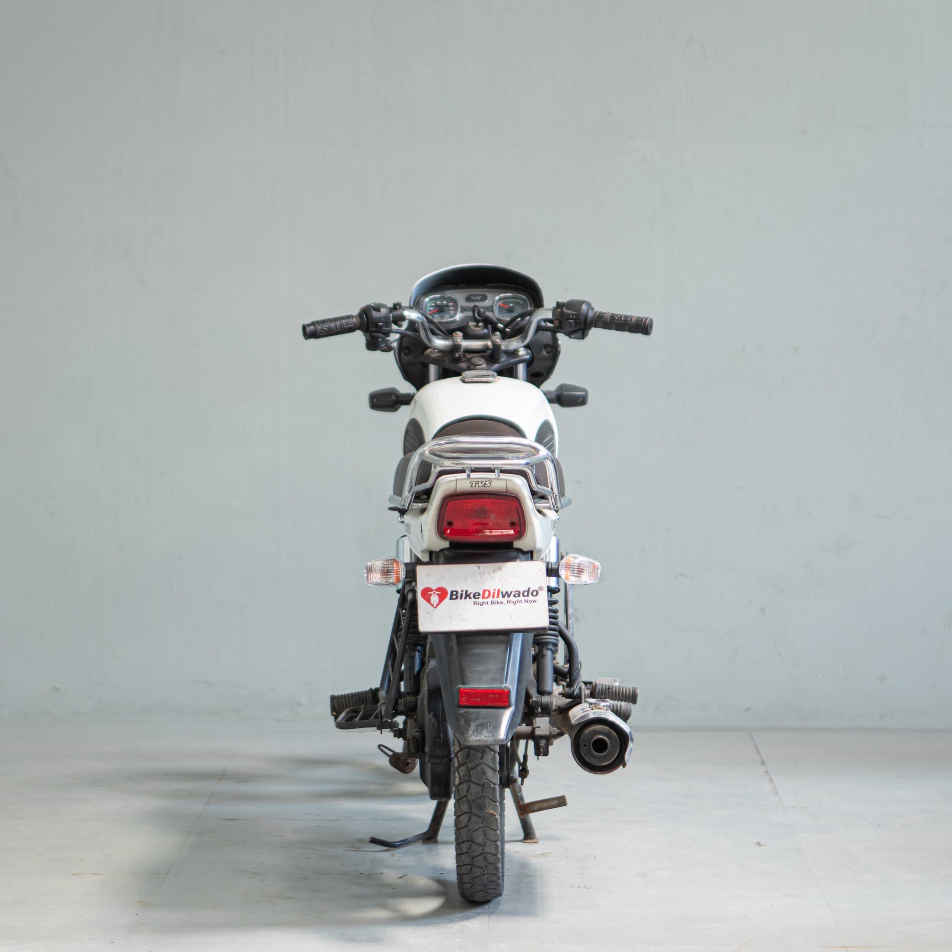 TVS Radeon rear view used bike Gurgaon tail light carrier condition commuter bike